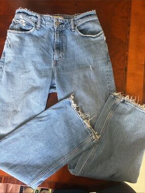 Abercrombie and Fitch 90’s relaxed high rise Jean